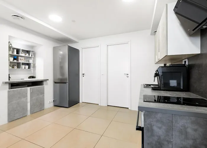 Sirena - Self Check-in And Free Parking Appartement *